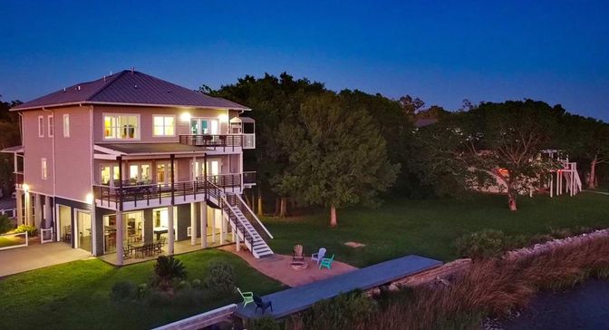 Backyard, Exterior, Playground