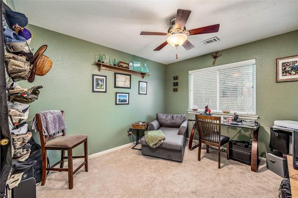 Home Office, Interior
