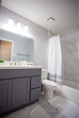 Bathroom, Interior, Marble Walls