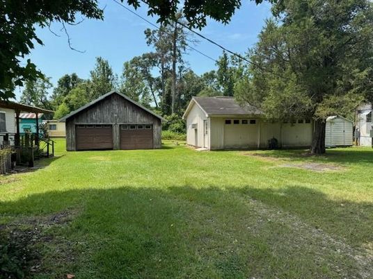 Backyard, Detached Garage, Exterior