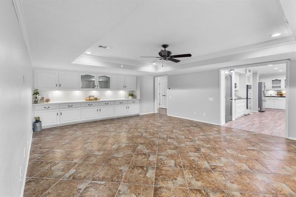Empty room, Interior, Kitchen, Recessed Lighting
