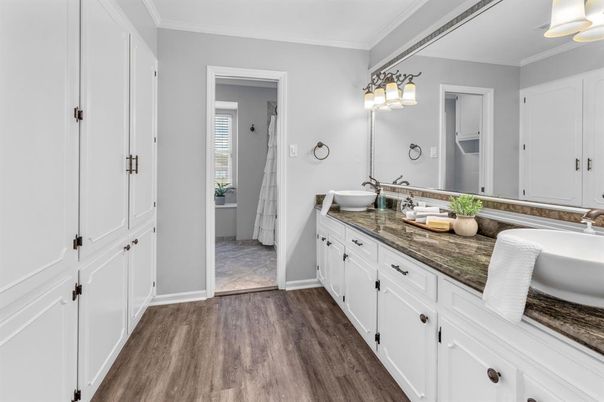 Bathroom, Dual Sink Vanities, Interior, Wood Texture Flooring