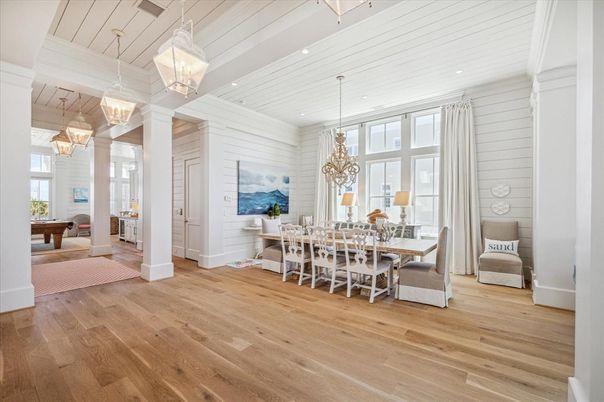 Chandelier, Dining room, Interior, Pendant Lights, Recessed Lighting, Wood Texture Flooring