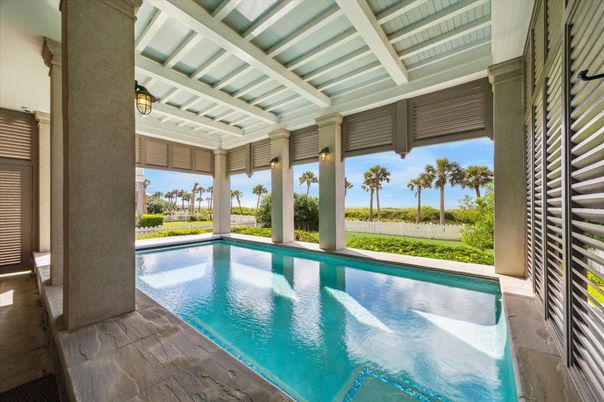 Interior, Pool, Sun Room