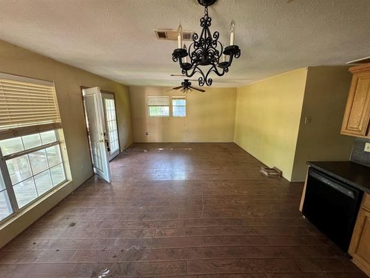 Chandelier, Empty room, Interior, Wood Texture Flooring