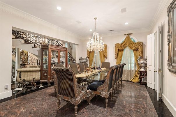 Chandelier, Dining room, Interior, Recessed Lighting