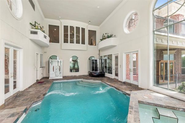 Interior, Pool, Recessed Lighting
