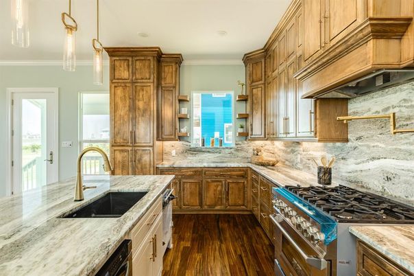 Interior, Kitchen, Pendant Lights, Recessed Lighting, Wood Texture Flooring