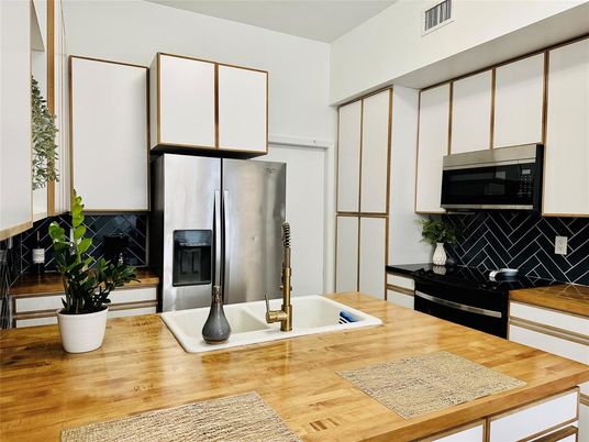 Interior, Kitchen, Stainless Steel Appliances
