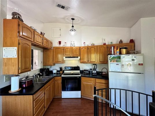 Interior, Kitchen, Pendant Lights, Wood Texture Flooring
