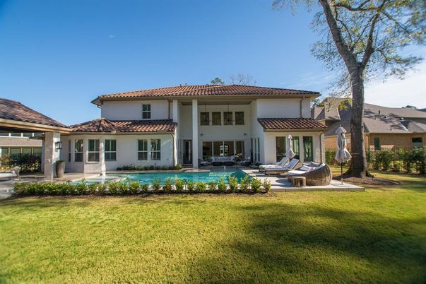 Backyard, Exterior, Facade, Pool, Mediterranean