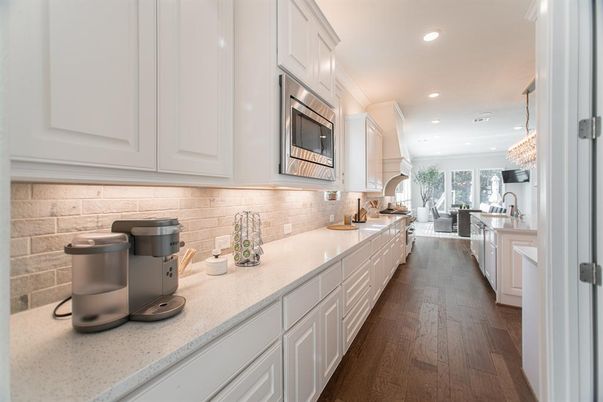 Chandelier, Interior, Kitchen, Pendant Lights, Recessed Lighting, Wood Texture Flooring