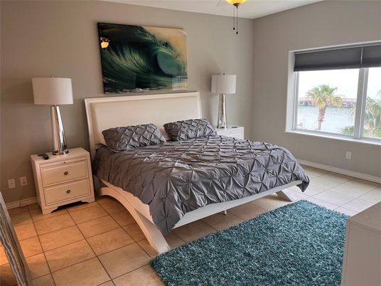 Bedroom, Interior, Water