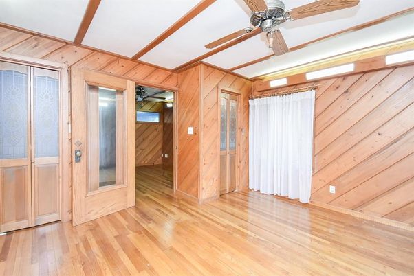 Empty room, Interior, Wood Texture Flooring, Wooden Walls