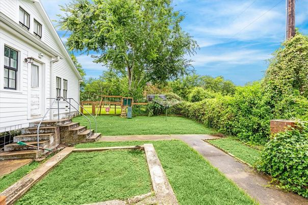 Backyard, Exterior, Playground