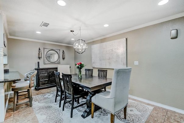 Dining room, Interior, Pendant Lights, Recessed Lighting