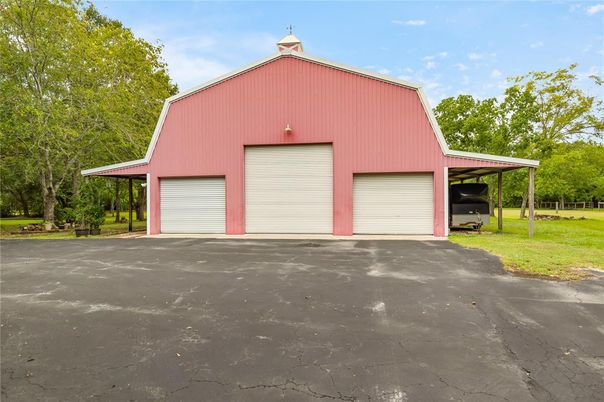 Backyard, Detached Garage, Exterior