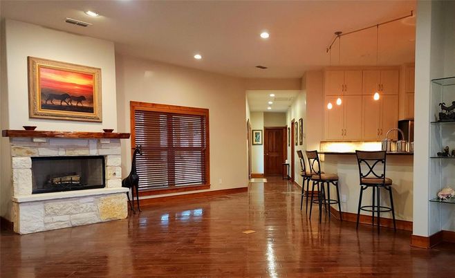 Fireplace, Interior, Kitchen, Pendant Lights, Recessed Lighting, Wood Texture Flooring