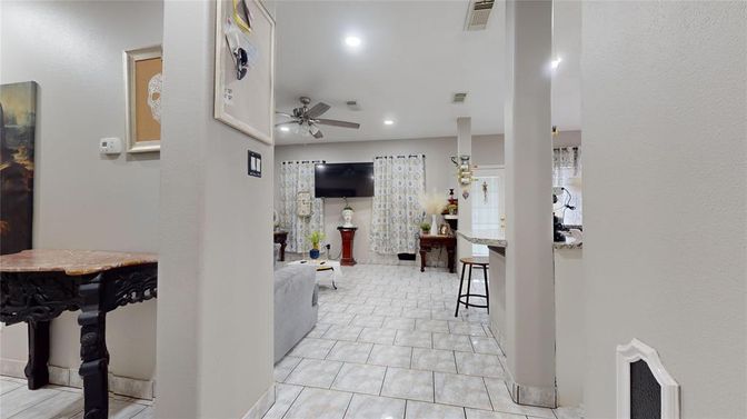 Interior, Recessed Lighting