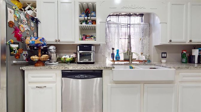 Interior, Kitchen, Stainless Steel Appliances