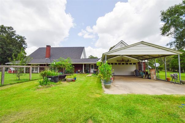 Attached, Backyard, Exterior, Facade, Cape Cod