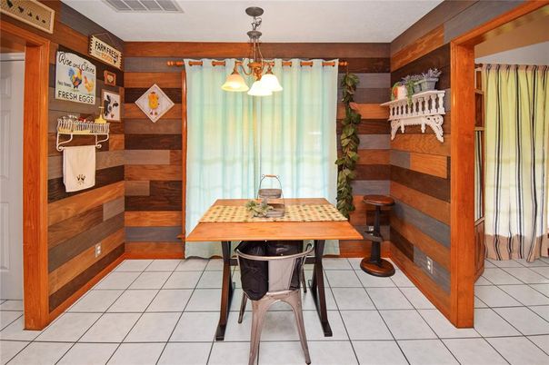 Dining room, Interior, Pendant Lights, Wooden Walls