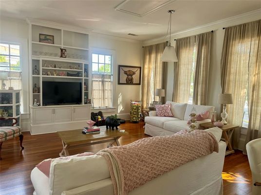 Interior, Living room, Pendant Lights, Wood Texture Flooring
