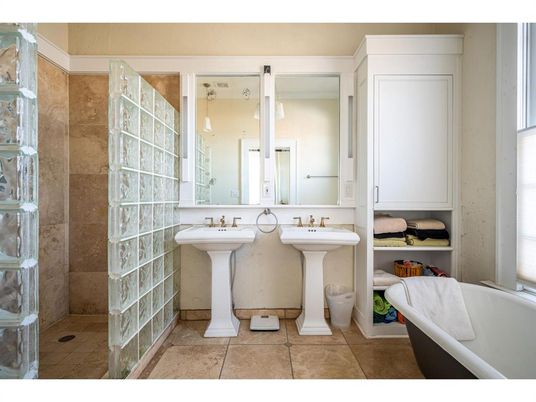 Bathroom, Dual Sink Vanities, Free Standing Baths, Interior, Pendant Lights