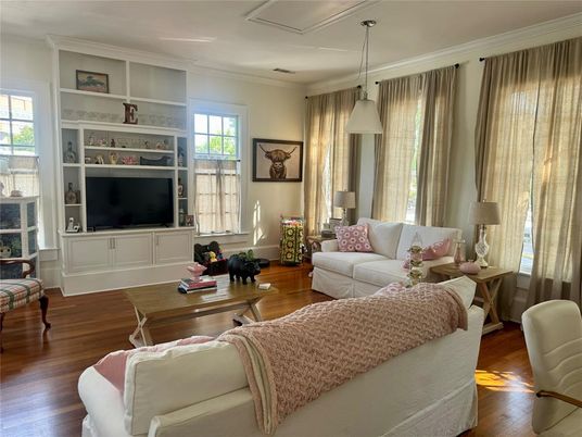 Interior, Living room, Pendant Lights, Wood Texture Flooring