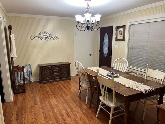Chandelier, Dining room, Interior, Wood Texture Flooring