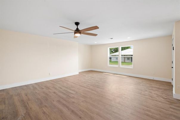 Empty room, Interior, Recessed Lighting, Wood Texture Flooring