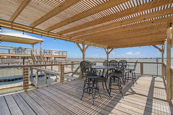 Exterior, Wood Texture Flooring