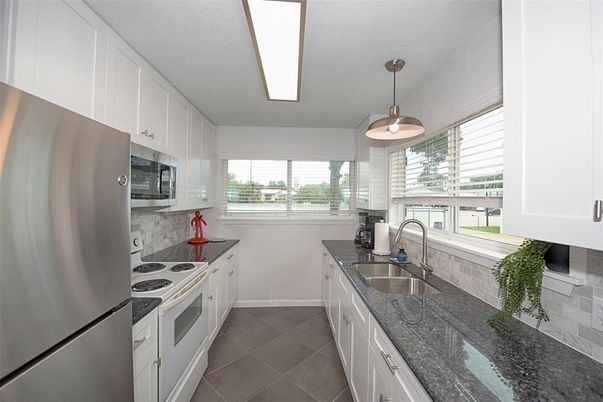 Interior, Kitchen, Pendant Lights