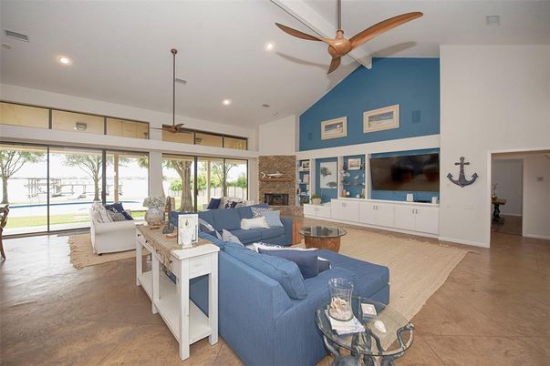 Fireplace, Interior, Living room, Recessed Lighting