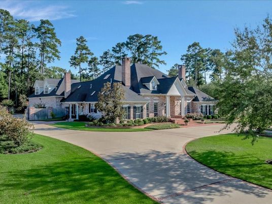 Exterior, Facade, Brick Facade, French Provincial