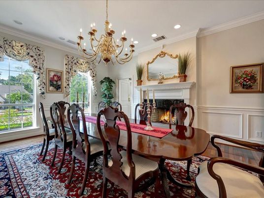 Chandelier, Dining room, Fireplace, Interior, Recessed Lighting, Wood Texture Flooring