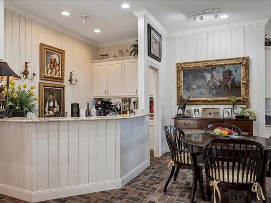 Dining room, Interior, Kitchen, Recessed Lighting