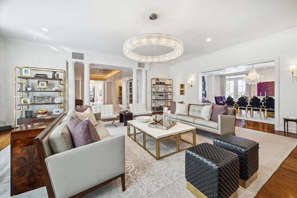 Chandelier, Dining room, Interior, Living room, Pendant Lights, Recessed Lighting, Wood Texture Flooring