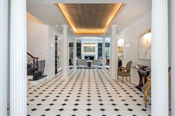 Fireplace, Interior, Recessed Lighting