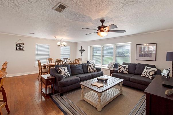 Chandelier, Dining room, Interior, Living room, Wood Texture Flooring