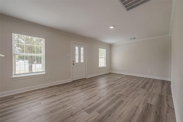 Empty room, Interior, Recessed Lighting, Wood Texture Flooring