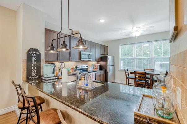 Dining room, Interior, Kitchen, Pendant Lights, Recessed Lighting, Wood Texture Flooring
