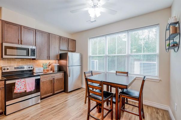 Dining room, Interior, Kitchen, Stainless Steel Appliances, Wood Texture Flooring