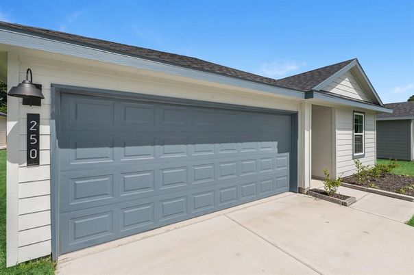 Detached Garage, Exterior