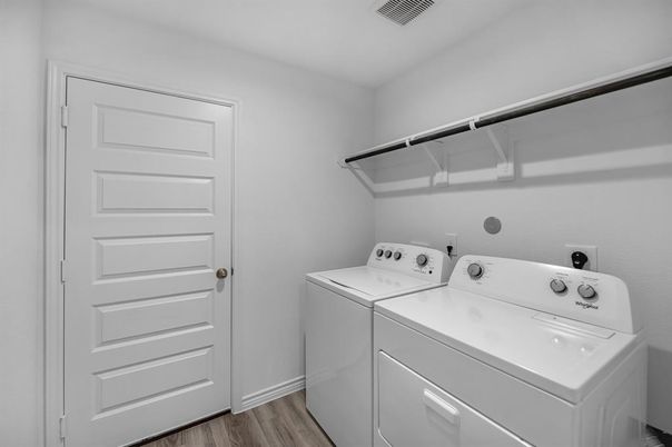 Interior, Utility Closets, Washer, Wood Texture Flooring