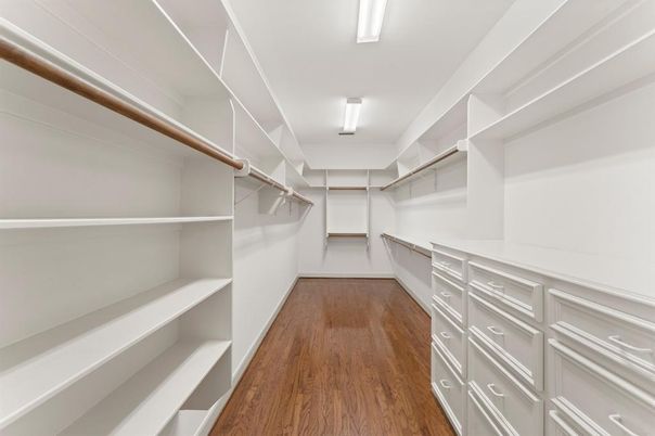 Interior, Walk-in Closets, Wood Texture Flooring