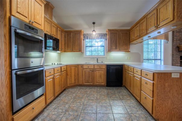 Interior, Kitchen, Stainless Steel Appliances