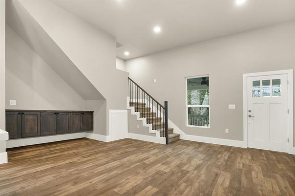 Empty room, Interior, Recessed Lighting, Wood Texture Flooring