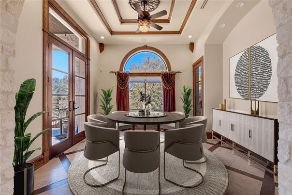 Dining room, Interior, Recessed Lighting