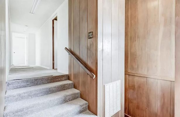Interior, Wooden Walls